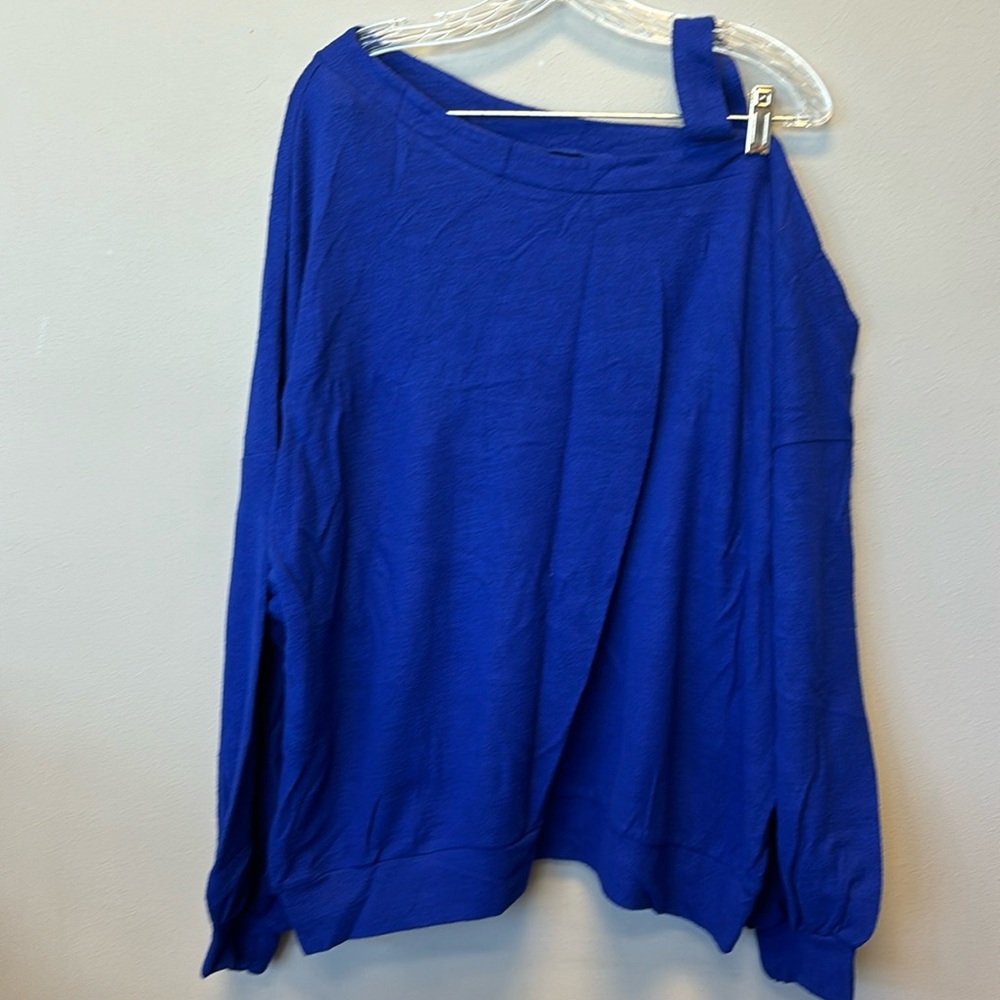 Woman’s navy blue sweater. Over the shoulder and off shoulder sleeves. Size L/20